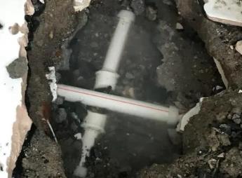 石泉阳台漏水维修公司为您分享楼上楼下漏水怎么处理